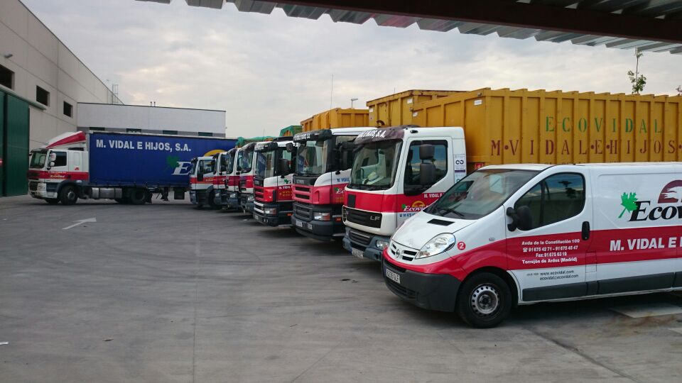 Amplia flota de vehículos a disposición de nuestros clientes